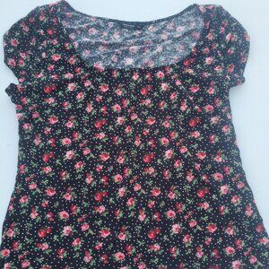 Shein Curve Floral Top